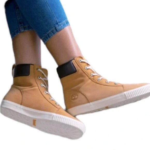 TIMBERLAND Women's Skyla Bay 6-Inch Boots Wheat Nubuck A2C3S Size 8 - Picture 1 of 10